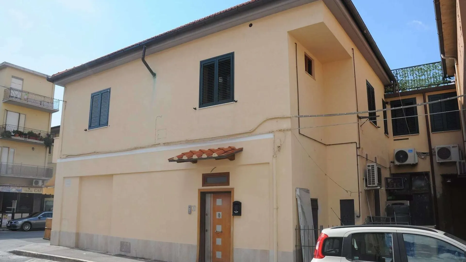 Affittacamere Casa Brajan Follonica Italia